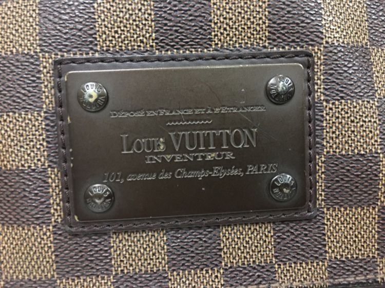 Louis Vuitton - Brooklyn - Inventeur Shoulder bag รูปที่ 9
