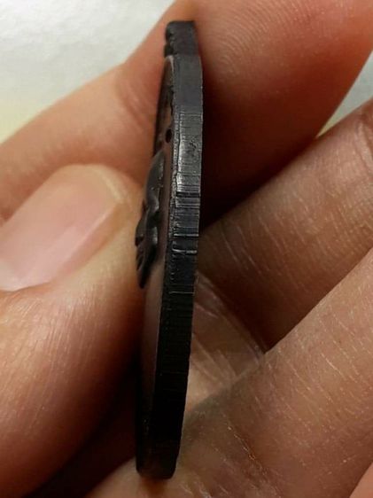 เหรียญหลวงปู่บัว วัดศรีบูรพาราม ทองแดงรมดำ รูปที่ 4