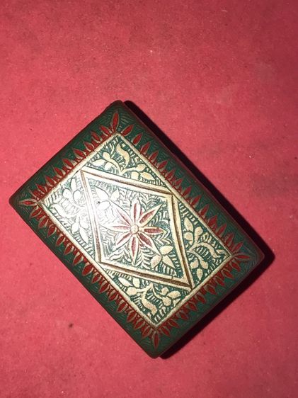 กล่อง เนื้อเงิน ลงยา ลายไทย สีเขียวสลับแดง ปิด เปิดได้ ขนาดใหญ่ เนื้อเงินหนา มีน้ำหนัก งาน Handmade สุดสวย Classic เก่า แท้ แปลก หายาก  รูปที่ 2