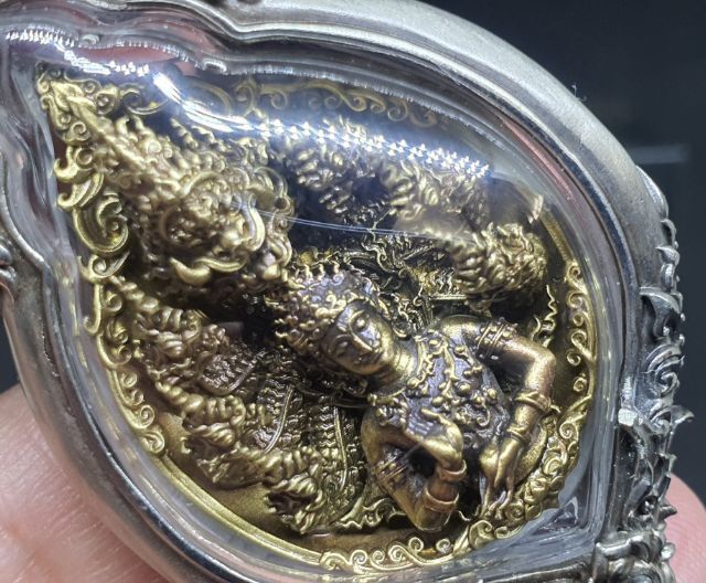 เหรียญหล่อเทวามุจลินท์นาคราช เนื้อทองเหลืองจิวเวอรี่รมดำ รูปที่ 5