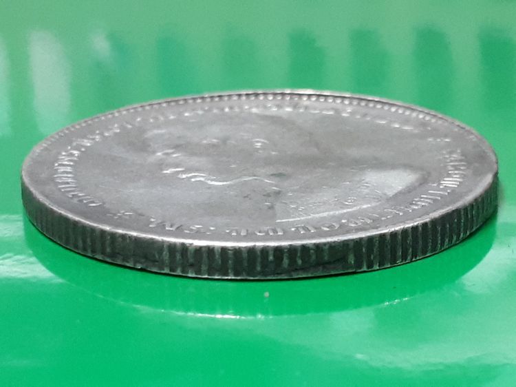 (บ.196) เหรียญเสด็จพ่อ ร.5 1 บาท กรุงสยาม ไม่มี รศ. เนื้อเงิน  รูปที่ 3