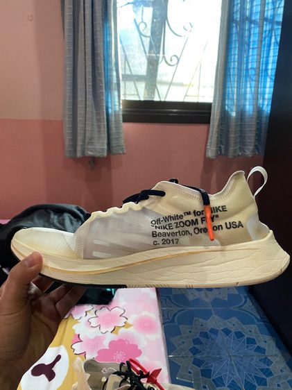 Nike zoom fly off white รูปที่ 3