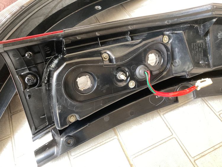 ไฟท้าย ไฟเบรก Spacewagon กรอบกุญแจ ฝาดุมล้อ Mitsubishi รูปที่ 13