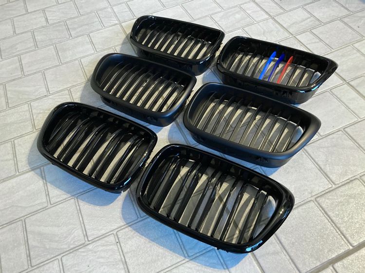 กระจังหน้า BMW E39 Series5 523i 528i 530i รุ่น Sport Excusive Limousine