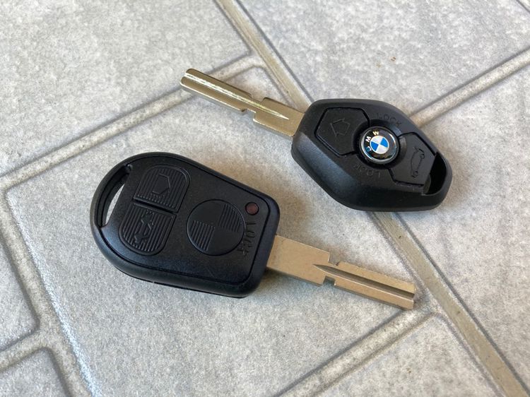 อะไหล่ BMW E39 ที่วางแก้ว แอร์หลัง มอเตอร์ฉีดน้ำ ที่วางแก้ว สวิตกระจก แผ่นกระจก กระจกมองหลัง กรอบกุญแจ มือเปิดประตู 523i 528i 530i รูปที่ 12