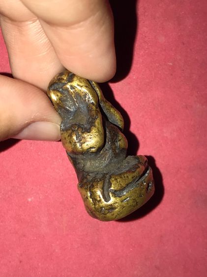 พระปิดตา หลวงพ่อทองสุข วัดสะพานสูง เนื้อโลหะ พิมพ์ลอยองค์ เนื้อทองผสม ขนาดค่อนข้างใหญ่ มีน้ำหนัก เป็นพระยุคแรกๆ ปี 24xx พระสวยสมบูรณ์ มีเอกล รูปที่ 9