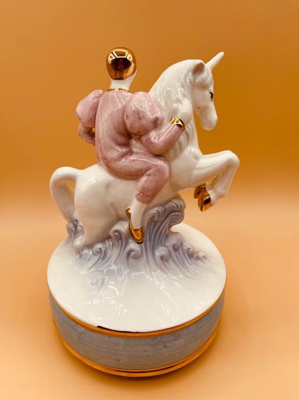 กล่องดนตรี White Clomn รูปที่ 3