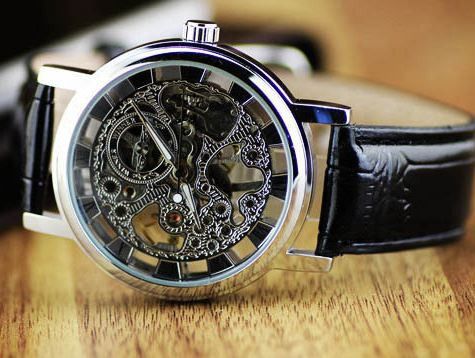 นาฬิกาข้อมือ แบบโชว์กลไก ด้านใน Automatic watch สายหนังแท้ สีดำ กรอบหน้าปัด มี 2 สี สีทอง และ สีเงิน ของขวัญสุดหรู ค่ะ no 84448101 รูปที่ 1