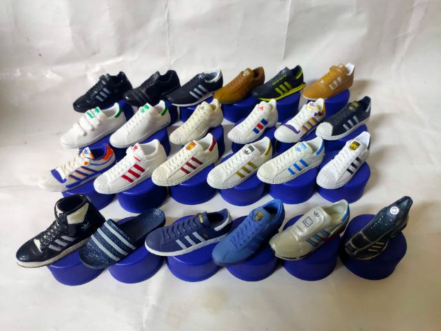 ฝาเป๊ปซี่ Adidas โมเดลรองเท้า ADIDAS บนฝา Pepsi งานสะสมจากญี่ปุ่น รูปที่ 1