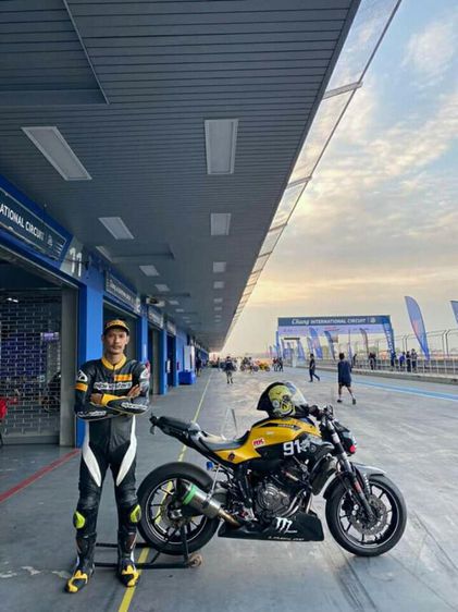 ซ่อมเสื้อหนังถลอก สีย้อมหนังซ่อมเครื่องหนัง กระเป๋าเดินทางหนังถลอก รูปที่ 9