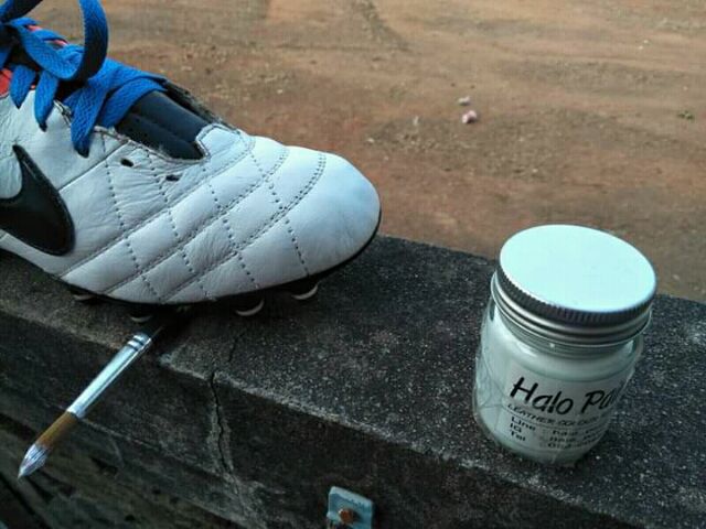 สีย้อมหนัง ซ่อมรองเท้าไนกี้  รองเท้าหนัง กระเป๋าหนังถลอก รูปที่ 2