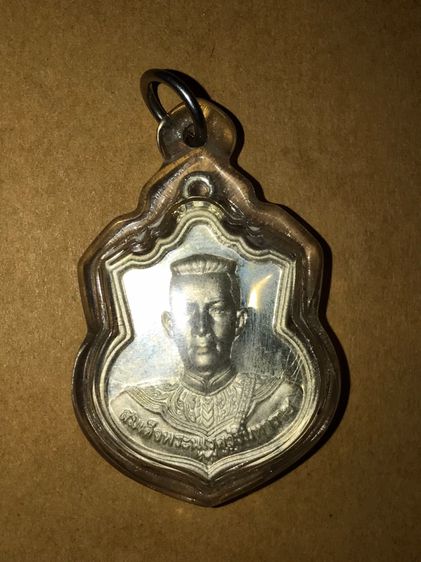 เหรียญ สมเด็จพระนเรศวรมหาราช รุ่นสู้ ปี 2548 เนื้อเงิน ตอกโค็ต สวย คม ผิวเดิมๆ เป็นธรรมชาติ ความเก่าเดิม สวยๆ พระองค์นี้ พิมพ์ทรงคมชัดลึก สภ รูปที่ 6