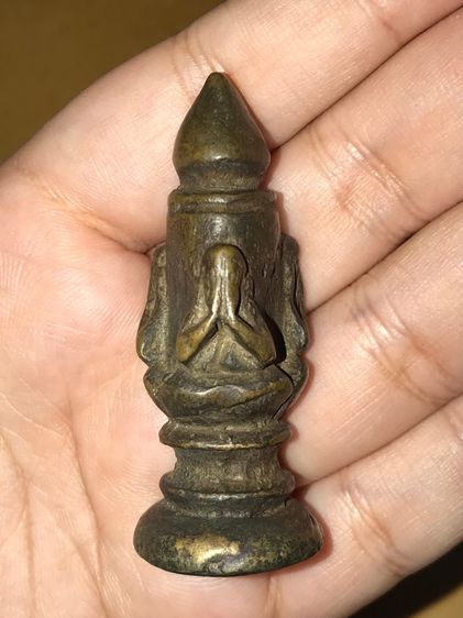 พระปิดตา 3 หน้า เสาหลักเมือง นครศรีธรรมราช ปี 24xx เนื้อสำริด โค๊ดยันต์ มะ อะ อุ ขนาดประมาณ 3 นิ้ว ตั้งได้ มีน้ำหนัก สภาพ สวยสมบูรณ์ เก่าจัด รูปที่ 7