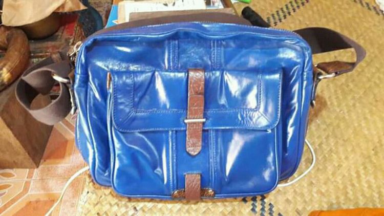 สีย้อมหนัง ซ่อมเบาะหนังถลอก รองเท้าหนังถลอก สปากระเป๋า รูปที่ 8