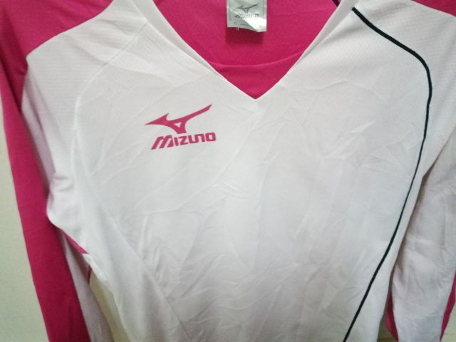 เสื้อกีฬา(ผู้หญิง) quickdry plus แบรนด์ mizuno สีขาวชมพู รูปที่ 4