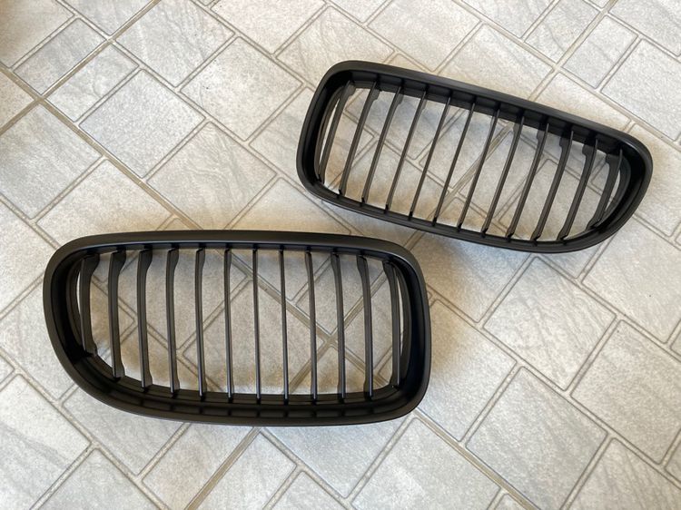 กระจังหน้า BMW M3 E90 ซี่คู่ 318i 320i 330i 320D LCi V Shape รูปที่ 14