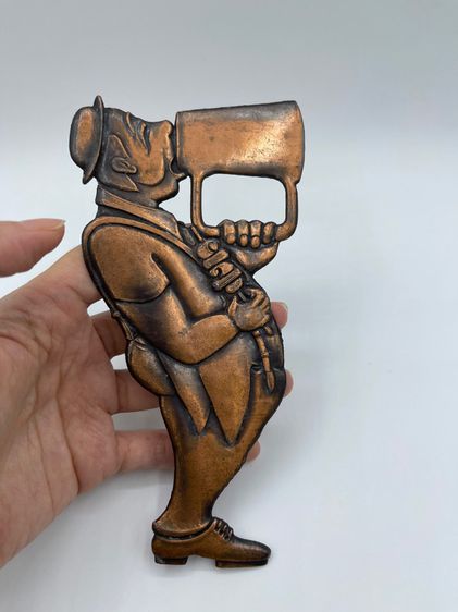 ที่เปิดขวดรูปคนยกแก้วเบียร์งานเยอรมัน รูปที่ 3