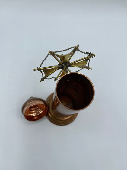 ที่ใส่ของใช้จุกจิก ไม้จิ้มฟัน ฯลฯงานทองแดง จาก Portugal     รูปที่ 4