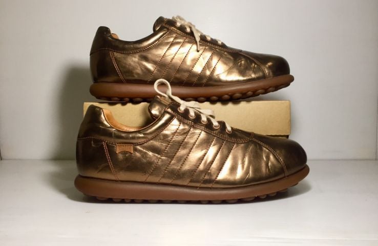 CAMPER shoes 46EU(30.1cm) ของแท้ มือ 2 รุ่น Pelotas Ariel, รองเท้า CAMPER หนังแท้สีทองแดง Rare item พื้นเต็มสุด สวยมาก แต่มีรอยข่วนนิดหน่อย