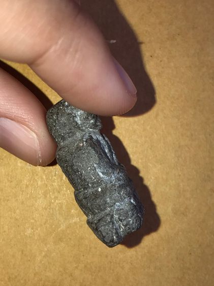 หลวงปู่ทวด วัดช้างให้ เนื้อว่าน พิมพ์ใหญ่ลอยองค์ ปี 2497 เนื้อเทา มีมวลสาร ผิวเดิม แห้ง เหี่ยว เป็นธรรมชาติ ตัดชิดขอบ สภาพสวย สมบูรณ์ เก่า แ รูปที่ 3