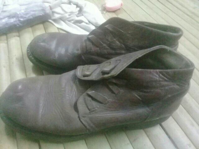 รองเท้าหนังถลอก สีย้อมหนัง ซ่อมเสื้อหนังถลอก รูปที่ 2