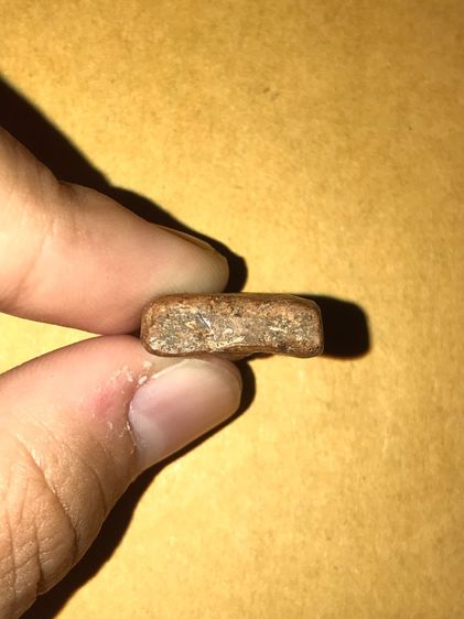 พระซุ้มกอ กำแพงเพชร พิมพ์เล็ก เนื้อดินเผาสีแดง กรุทุ่งเศรษฐี จังหวัดกำแพงเพชร มีมวลสารและคราบกรุ เก่า แท้ แปลก หายาก       พระซุ้มกอจังหวัดก รูปที่ 4