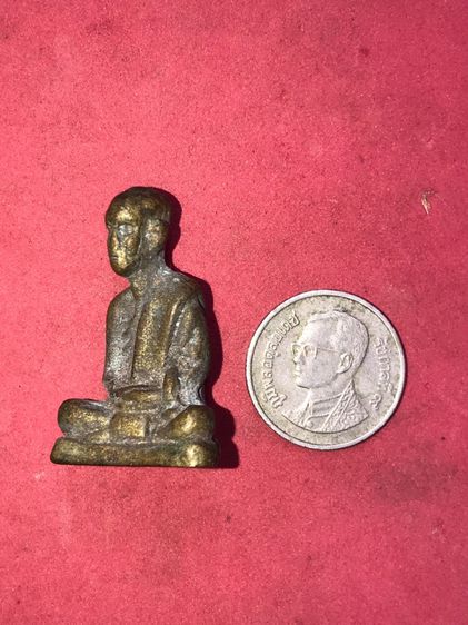 รูปหล่อโบราณ หลวงพ่อซวง วัดชีปะขาว ต.พระงาม อ.พรหมบุรี จ.สิงห์บุรี เนื้อทองผสม เนื้อเหยี่ยว ย่น พรุน พิมพ์คมชัด เก่า เดิมๆ เป็นธรรมชาติ สภาพ รูปที่ 6