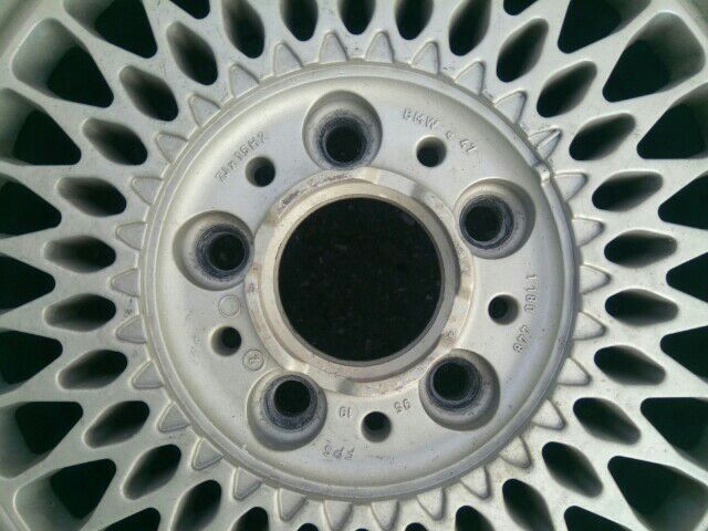 ล้อแม็ก BMW E36 เดิม ขอบ15 1 วง ไว้เป็นอะไหล่ มี2รุ่น สีเดิมทุกวง รูปที่ 6