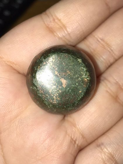 ลูกสะกด ทรงกลม เนื้อสำริด แท้ มีน้ำหนัก ผิวเรียบเนียน สีกลับดำ ขอบไม่คม เส้นผ่าศูนย์กลาง ประมาณ 2 ซม.เก่า แท้ แปลก หายากม รูปที่ 4