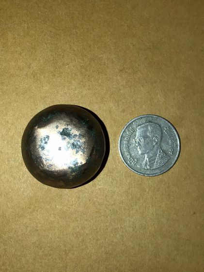 ลูกสะกด ทรงกลม เนื้อสำริด แท้ มีน้ำหนัก ผิวเรียบเนียน สีกลับดำ ขอบไม่คม เส้นผ่าศูนย์กลาง ประมาณ 2 ซม.เก่า แท้ แปลก หายากม รูปที่ 5