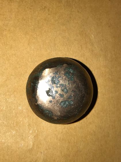 ลูกสะกด ทรงกลม เนื้อสำริด แท้ มีน้ำหนัก ผิวเรียบเนียน สีกลับดำ ขอบไม่คม เส้นผ่าศูนย์กลาง ประมาณ 2 ซม.เก่า แท้ แปลก หายากม รูปที่ 8