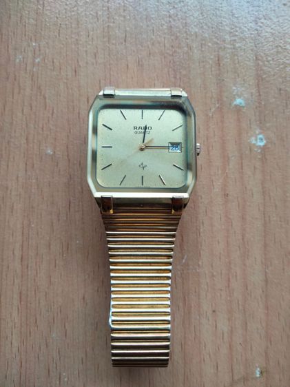 นาฬิกา RADO Quartz Swiss Made เรือนทอง รูปที่ 2