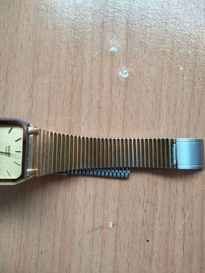 นาฬิกา RADO Quartz Swiss Made เรือนทอง รูปที่ 5