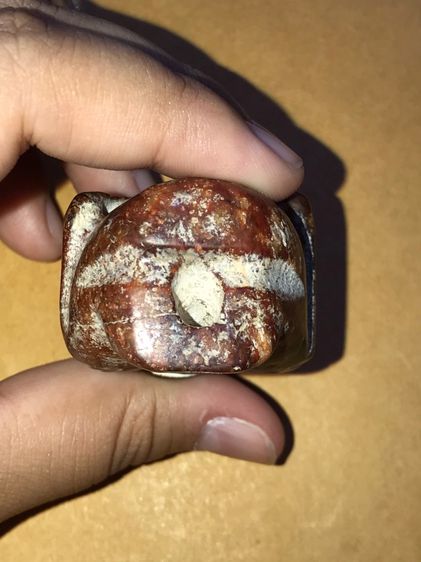 ลิงหยก เนื้อ 3 สี สีเขียว แดงเข้ม เหลือง เนื้อหยกแท้ สูง 6 ซม กว้าง 3 ซม มีน้ำหนักประมาณ 10 บาท หยกสีแดงเขียวอมเหลือง แกะสลัก.ฝีมือแกะคลาสสิ รูปที่ 2