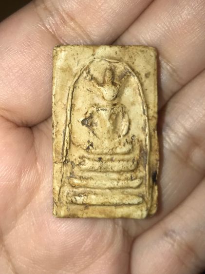 พระสมเด็จ พิมพ์อกครุฑ กรุวัดกลางคลองข่อย เนื้อผง ความสวยงาม คน ชัด ลึก มีทั้งพิมพ์มาตรฐานทั่วๆไป ส่วนเนื้อหามวลสารนั้น สุดจะเข้มข้น แก่มวลสา รูปที่ 8