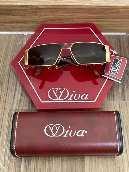 ขายแว่นตากันแดดโบราณทรงมันๆมาสภาพเก่าเก็บ  new old stock vintage sunglasses viva 4016 made in italy 1980’s รูปที่ 5