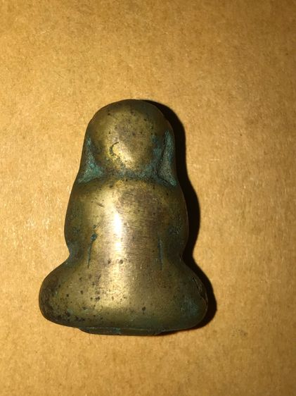 พระปิดตา หลวงปู่นาค วัดห้วยจระเข้ พิมพ์พุงป่อง เนื้อทองผสม มีอักขระยันต์ข้างองค์พระ คมชัด สภาพใช้ เก่า เดิมๆ แท้ หายากมากๆ        พระปิดตาหล รูปที่ 2