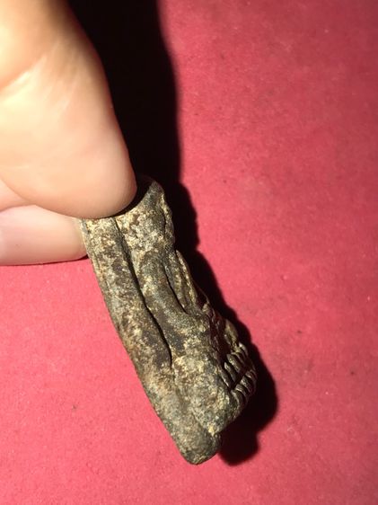 หลวงปู่ทวด เนื้อว่าน พิมพ์ต้อบัวเฉียง ปี 2497 มีมวลสาร คราบว่าน พระแห้ง ผิวเดิม สภาพพระสวยสมบูรณ์ เก่า แท้ หายาก รูปที่ 3