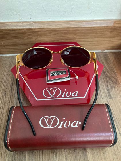 ลายขามันจี้ดดีจริงๆกับแว่นตากันแดดโบราณทรงมันๆมาสภาพเก่าเก็บ new old stock vintage sunglasses viva 4030 made in italy 1980’s รูปที่ 7