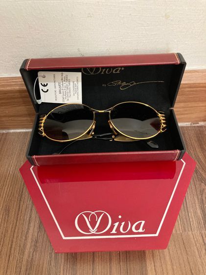 ลายขามันจี้ดดีจริงๆกับแว่นตากันแดดโบราณทรงมันๆมาสภาพเก่าเก็บ new old stock vintage sunglasses viva 4030 made in italy 1980’s รูปที่ 8