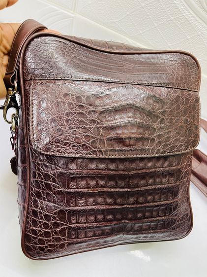 กระเป๋าหนังจรเข้ Crocodile Skin สวยใหม่ไม่ผ่านการใช้งาน คอสบอดี้สายปรับได้  รูปที่ 3