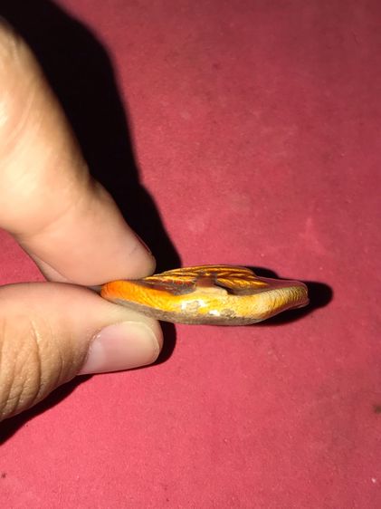 พระขุนแผนใบพุทราเคลือบ กรุวัดใหญ่ชัยมงคล อยุธยา สีเหลือง เนื้อดิน มีคราบกรุ ขี้ดินอยู่ครบ พุทธศิลป์พระฟอร์มสวยจัด ใหญ่ ล่ำ เดิมๆ เป็นธรรมชาต รูปที่ 6