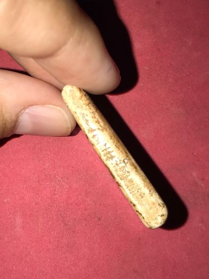 พระสมเด็จวัดระฆัง พิมพ์เจดีย์ เนื้อผงพุทธคุณ แห้ง แกร่ง ผิวเป็นมัน มีมวลสาร สภาพใช้สึก เก่า แท้ แปลก หายาก  รูปที่ 3