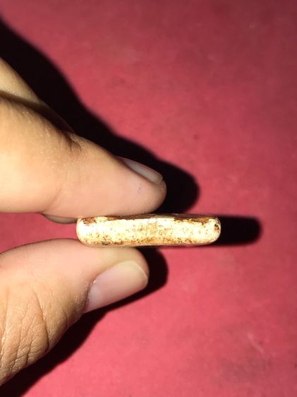 พระสมเด็จวัดระฆัง พิมพ์เจดีย์ เนื้อผงพุทธคุณ แห้ง แกร่ง ผิวเป็นมัน มีมวลสาร สภาพใช้สึก เก่า แท้ แปลก หายาก  รูปที่ 5