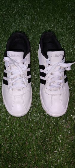 รองเท้าลำลองหนังสีขาว อาดิดาส adidas  รูปที่ 1