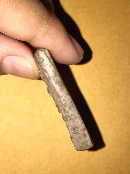 พระสมเด็จวัดระฆัง พิมพ์ใหญ่ เนื้อผงไคลเสมา สีออกเนื้อเน่า สีเทาๆ เนื้อหนึก เนียน แข็ง แกร่ง มีน้ำหนักมากๆ พระดูง่าย เก่า แท้ หายาก  ด้านหน้า รูปที่ 4