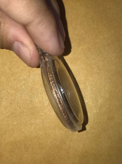 เหรียญนั่งโต๊ะ หลวงพ่อเนื่อง วัดจุฬามณี ปี 2511 รุ่นแรก ตอกโค็ด เนื้อทองแดง พิมพ์คน ชัด มีเส้นขนแมวเล็กๆเป็นสายฝน ผิวเดิมๆ สภาพสวยมาก แท้ หา รูปที่ 3