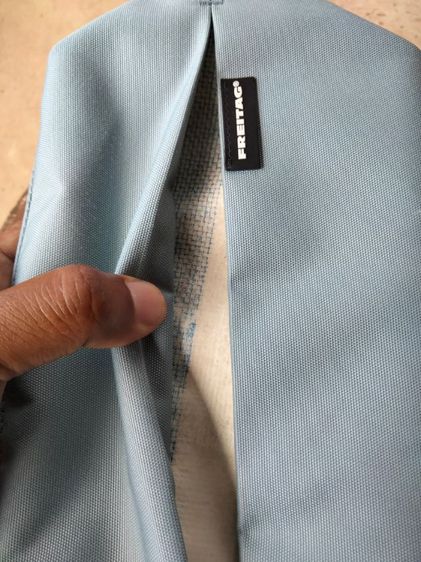 กระเป๋าสะพายผ้า Freitag รุ่น Phelps มือ1 สีเทาอ่อน รูปที่ 8