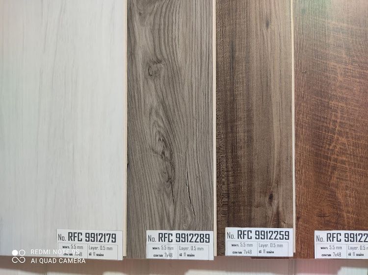   กระเบื้องยาง S P C Click Lock หนากว่า5.5 mmทนกว่าพร้อมหลังโฟมหนาถึง1mm โฟมในตัวกันสึกจึงใช้งานได้นานกว่า พร้อมทีมช่างปู 0813735190   รูปที่ 3