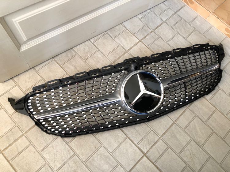 ดาวกระจังหน้า Benz ใส่  W156 W204 W205 W207 W212 W245 W246 W251 W117 W218 W211 รูปที่ 10